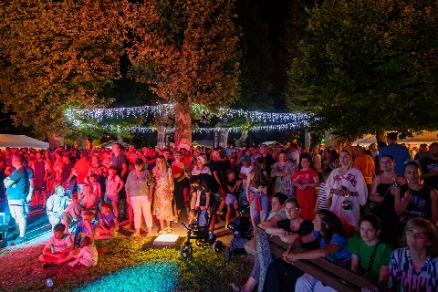 Fotografija s festivala Nera Etwa