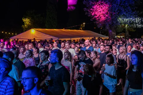 Fotografija s festivala Nera Etwa