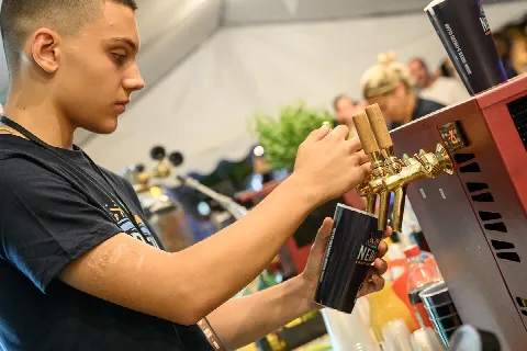 Fotografija s festivala Nera Etwa