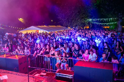 Fotografija s festivala Nera Etwa