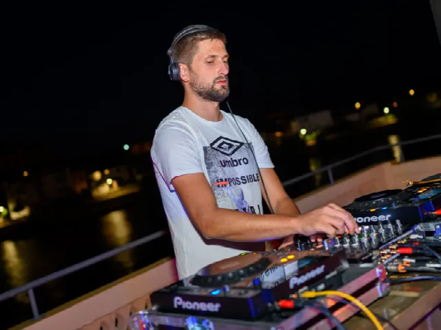 DJ Lovre